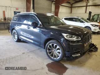✅ 2021 Lincoln Aviator Grand Touring • VIN: 5LMYJ8XY7MNL02283 • Лот: 49341793. Опубликован ранее на Copart с пробегом 15 041 миль. Бесплатный доступ к архиву аукционных продаж из США и подробный отчёт об истории автомобиля на DreamBid. Изображение 4.