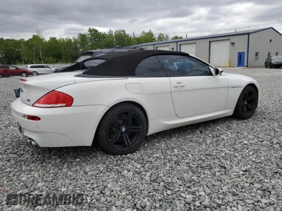 ✅ 2008 BMW 6 Series M6 • VIN: WBSEK93568CY79583 • Lot: 58226955. Wystawiony na Copart z przebiegiem 102 387 mil. Bezpłatny archiwum sprzedaży aukcyjnych z USA i szczegółowy raport historii pojazdu na DreamBid. Zdjęcie 3.