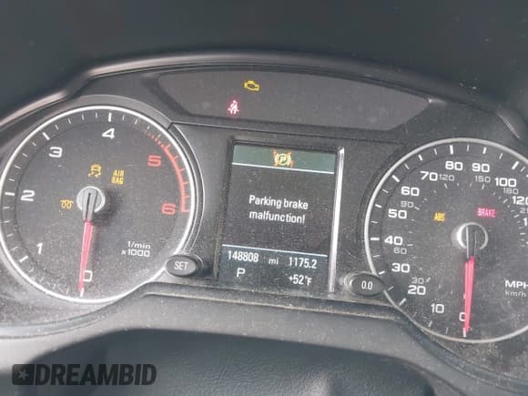 ✅ 2015 Audi Q5 Premium Plus • VIN: WA1CMAFP9FA128021 • Lot: 43774103. Listed on IAAI with 148,808 mi. Free auction sales archive from the USA and detailed vehicle history report at DreamBid. Image 7.