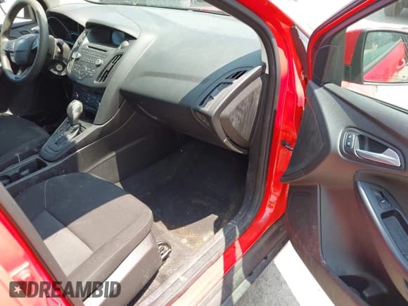 ✅ 2015 Ford Focus SE • VIN: 1FADP3F23FL354468 • Lot: 42395835. Listed on IAAI with 100,928 mi. Free auction sales archive from the USA and detailed vehicle history report at DreamBid. Image 5.