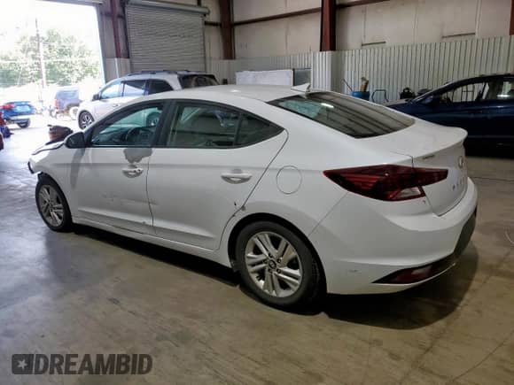 ✅ 2019 Hyundai Elantra SEL • VIN: 5NPD84LF2KH476838 • Lot: 86284415. Listed on Copart with 62,018 mi. Free auction sales archive from the USA and detailed vehicle history report at DreamBid. Image 2.