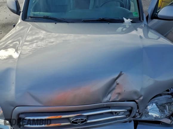 ✅ 2002 Toyota Sequoia Limited • VIN: 5TDBT48A82S124702 • Lot: 94419505. Listed on Copart with 280,325 mi. Free auction sales archive from the USA and detailed vehicle history report at DreamBid. Image 12.