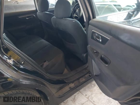 ✅ 2015 Nissan Altima S • VIN: 1N4AL3AP0FN368317 • Lot: 43575069. Wystawiony na IAAI z przebiegiem 167 677 mil. Bezpłatny archiwum sprzedaży aukcyjnych z USA i szczegółowy raport historii pojazdu na DreamBid. Zdjęcie 8.