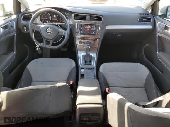 ✅ 2015 Volkswagen Golf Limited Edition • VIN: WVWKP7AU5FW906018 • Lot: 86098314. Wystawiony na Copart z przebiegiem 64 501 mil. Bezpłatny archiwum sprzedaży aukcyjnych z USA i szczegółowy raport historii pojazdu na DreamBid. Zdjęcie 8.