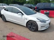✅ 2020 Tesla Model 3 Long Range • VIN: 5YJ3E1EB4LF637770 • Lot: 42424119. Wystawiony na IAAI z przebiegiem 67 112 mil. Bezpłatny archiwum sprzedaży aukcyjnych z USA i szczegółowy raport historii pojazdu na DreamBid. Zdjęcie 1.