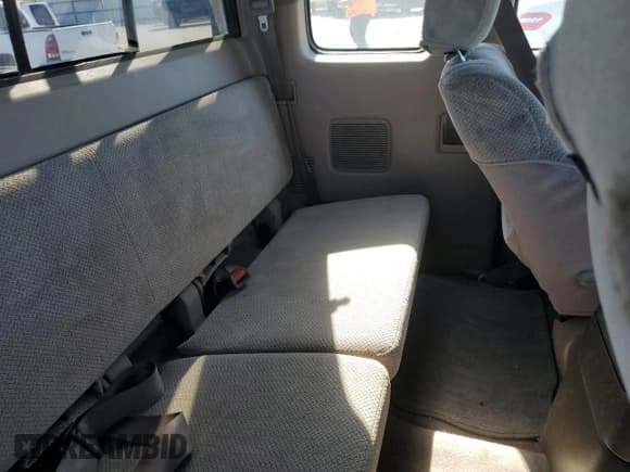 ✅ 1998 Toyota T100 SR5 • VIN: JT4TN14D4W0041404 • Lot: 45799435. Wystawiony na Copart z przebiegiem 340 047 mil. Bezpłatny archiwum sprzedaży aukcyjnych z USA i szczegółowy raport historii pojazdu na DreamBid. Zdjęcie 10.