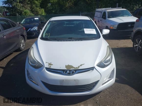 ✅ 2016 Hyundai Elantra SE • VIN: 5NPDH4AE2GH661571 • Lot: 43138507. Listed on IAAI with 117,561 mi. Free auction sales archive from the USA and detailed vehicle history report at DreamBid. Image 12.