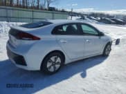 ✅ 2018 Hyundai Ioniq Blue • VIN: KMHC65LC5JU075832 • Lot: 46106865. Wystawiony na Copart z przebiegiem 47 385 mil. Bezpłatny archiwum sprzedaży aukcyjnych z USA i szczegółowy raport historii pojazdu na DreamBid. Zdjęcie 3.