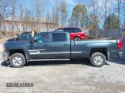 ✅ 2017 Chevrolet Silverado 2500HD Work Truck • VIN: 1GC1KUEG0HF219674 • Лот: 41883430. Опубликован ранее на IAAI с пробегом 94 113 миль. Бесплатный доступ к архиву аукционных продаж из США и подробный отчёт об истории автомобиля на DreamBid. Изображение 13.