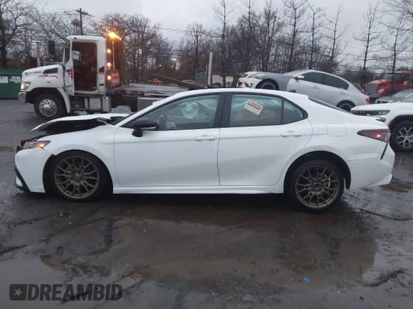 2023 Toyota Camry SE with VIN 4T1G11BK4PU094043, listed as a IAAI auction lot 41083305 with 25,698 mi miles and . Bid and sale history available at DreamBid. Image 14.