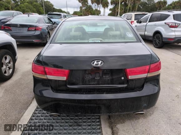 ✅ 2007 Hyundai Sonata SE • VIN: 5NPEU46FX7H221390 • Лот: 75062804. Опубликован ранее на Copart с пробегом Не указан. Бесплатный доступ к архиву аукционных продаж из США и подробный отчёт об истории автомобиля на DreamBid. Изображение 6.