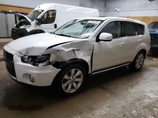 ✅ 2012 Mitsubishi Outlander GT • VIN: JA4JT5AX5CU003648 • Lot: 48328185. Listed on Copart with 223,513 mi. Free auction sales archive from the USA and detailed vehicle history report at DreamBid. Image 1.