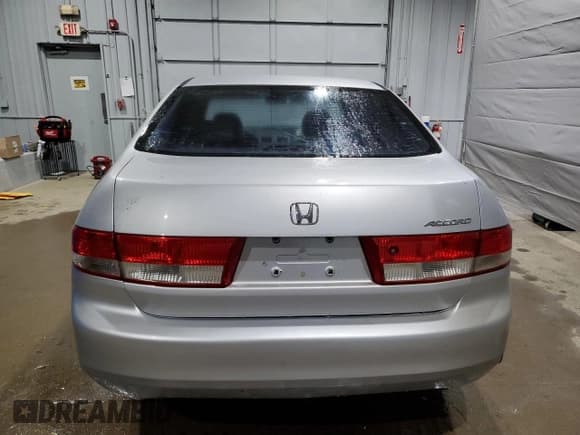 ✅ 2003 Honda Accord EX • VIN: 1HGCM66533A001604 • Lot: 52806225. Listed on Copart with 185,379 mi. Free auction sales archive from the USA and detailed vehicle history report at DreamBid. Image 6.
