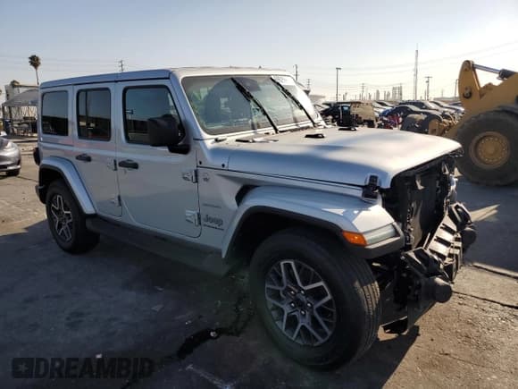 ✅ 2024 Jeep Wrangler Sahara • VIN: 1C4PJXEN2RW129215 • Lot: 69625995. Listed on Copart with 44,323 mi. Free auction sales archive from the USA and detailed vehicle history report at DreamBid. Image 4.