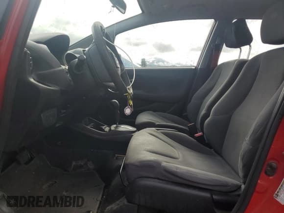 ✅ 2009 Honda Fit • VIN: JHMGE88259S072607 • Lot: 93674685. Listed on Copart with 214,261 mi. Free auction sales archive from the USA and detailed vehicle history report at DreamBid. Image 7.