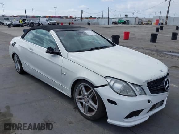 ✅ 2012 Mercedes-Benz E 350 • VIN: WDDKK5KF3CF164187 • Lot: 42128731. Wystawiony na IAAI z przebiegiem 111 693 mil. Bezpłatny archiwum sprzedaży aukcyjnych z USA i szczegółowy raport historii pojazdu na DreamBid. Zdjęcie 1.