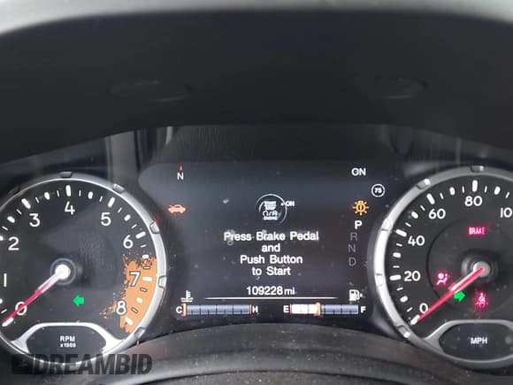 ✅ 2018 Jeep Renegade Limited • VIN: ZACCJADB2JPH42097 • Lot: 42720118. Listed on IAAI with 175,749 mi. Free auction sales archive from the USA and detailed vehicle history report at DreamBid. Image 16.