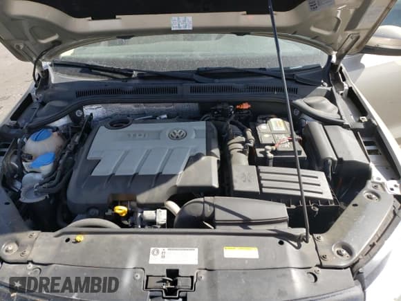 ✅ 2014 Volkswagen Jetta TDI w/Premium • VIN: 3VWLL7AJ7EM222444 • Лот: 44105555. Опубликован ранее на Copart с пробегом 70 782 миль. Бесплатный доступ к архиву аукционных продаж из США и подробный отчёт об истории автомобиля на DreamBid. Изображение 11.