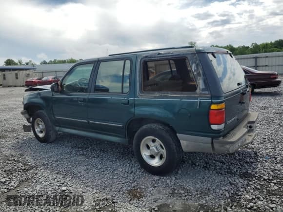 ✅ 1995 Ford Explorer Eddie Bauer • VIN: 1FMDU32X9SUC06085 • Lot: 55322785. Listed on Copart with 248,871 mi. Free auction sales archive from the USA and detailed vehicle history report at DreamBid. Image 2.