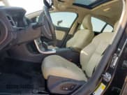 ✅ 2017 Volvo S60 Dynamic • VIN: YV126MFL2H2424113 • Лот: 84230045. Опубликован ранее на Copart с пробегом 51 485 миль. Бесплатный доступ к архиву аукционных продаж из США и подробный отчёт об истории автомобиля на DreamBid. Изображение 7.