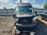 ✅ 2017 Ford Transit • VIN: 1FTYR2XV8HKA13794 • Lot: 61325715. Wystawiony na Copart z przebiegiem 68 126 mil. Bezpłatny archiwum sprzedaży aukcyjnych z USA i szczegółowy raport historii pojazdu na DreamBid. Zdjęcie 5.
