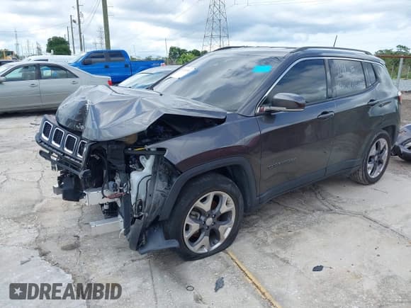 ✅ 2021 Jeep Compass Limited • VIN: 3C4NJCCB9MT573621 • Lot: 42233718. Listed on IAAI with 55,970 mi. Free auction sales archive from the USA and detailed vehicle history report at DreamBid. Image 2.