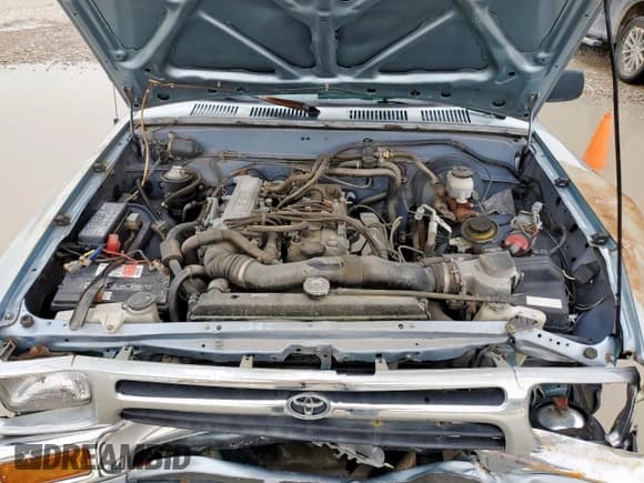 ✅ 1991 Toyota Pickup DX • VIN: JT4RN81P1M5095583 • Lot: 64683605. Wystawiony na Copart z przebiegiem 156 615 mil. Bezpłatny archiwum sprzedaży aukcyjnych z USA i szczegółowy raport historii pojazdu na DreamBid. Zdjęcie 11.