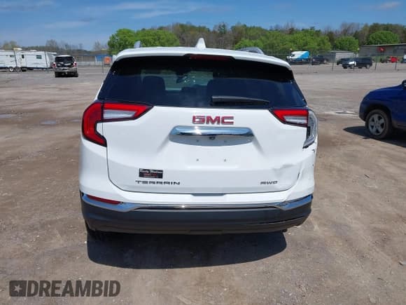 ✅ 2023 GMC Terrain SLT • VIN: 3GKALVEG6PL218217 • Lot: 41917652. Listed on IAAI with 2,462 mi. Free auction sales archive from the USA and detailed vehicle history report at DreamBid. Image 15.