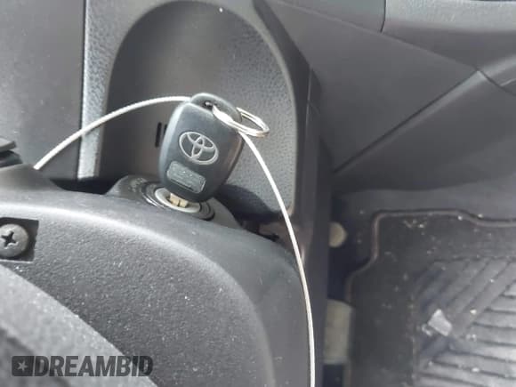 ✅ 2014 Toyota Corolla LE • VIN: 5YFBURHE4EP084922 • Лот: 43057725. Опубликован ранее на IAAI с пробегом 76 726 миль. Бесплатный доступ к архиву аукционных продаж из США и подробный отчёт об истории автомобиля на DreamBid. Изображение 11.