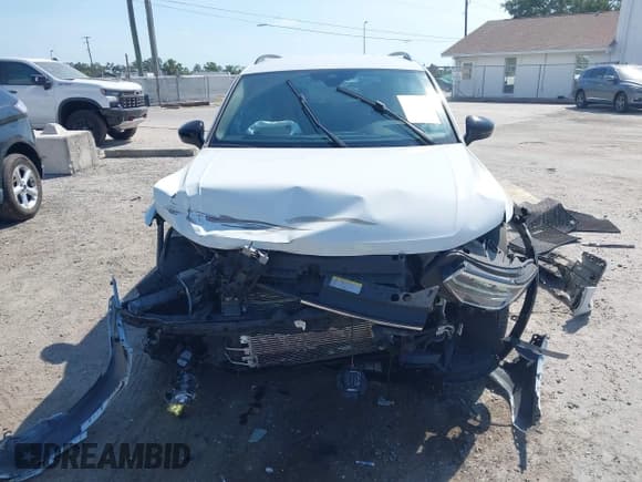 ✅ 2022 Volkswagen Tiguan SE R-Line Black • VIN: 3VVCB7AX5NM009696 • Lot: 42364884. Wystawiony na IAAI z przebiegiem 45 380 mil. Bezpłatny archiwum sprzedaży aukcyjnych z USA i szczegółowy raport historii pojazdu na DreamBid. Zdjęcie 6.