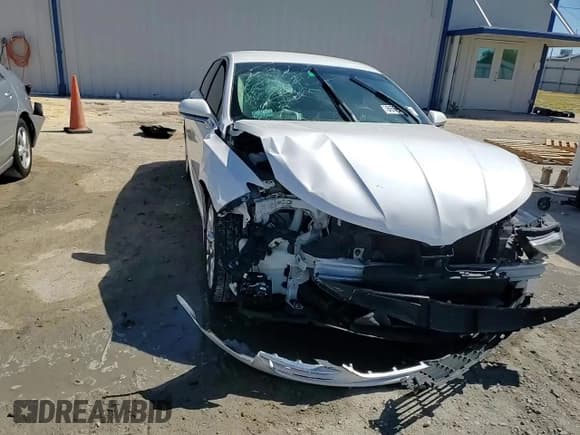 ✅ 2016 Lincoln MKZ • VIN: 3LN6L2G9XGR633788 • Лот: 86594965. Опубликован ранее на Copart с пробегом 145 969 миль. Бесплатный доступ к архиву аукционных продаж из США и подробный отчёт об истории автомобиля на DreamBid. Изображение 14.