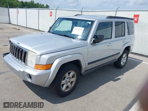 ✅ 2007 Jeep Commander Sport • VIN: 1J8HG48K67C633860 • Lot: 42670080. Wystawiony na IAAI z przebiegiem 227 412 mil. Bezpłatny archiwum sprzedaży aukcyjnych z USA i szczegółowy raport historii pojazdu na DreamBid. Zdjęcie 17.