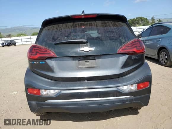 2020 Chevrolet Bolt EV LT с VIN 1G1FY6S08L4147790, выставлен на аукционе Copart как лот 54361385 с пробегом 90 969 миль миль и Списание • Salvage title. История ставок и продаж доступна на DreamBid. Изображение 6.