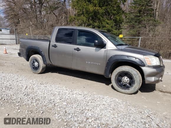 ✅ 2006 Nissan Titan SE • VIN: 1N6BA07B86N504107 • Lot: 50311575. Listed on Copart with 182,139 mi. Free auction sales archive from the USA and detailed vehicle history report at DreamBid. Image 4.