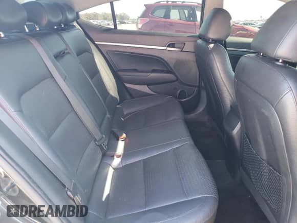 ✅ 2017 Hyundai Elantra SE • VIN: KMHD84LF6HU174611 • Lot: 85322915. Wystawiony na Copart z przebiegiem 138 988 mil. Bezpłatny archiwum sprzedaży aukcyjnych z USA i szczegółowy raport historii pojazdu na DreamBid. Zdjęcie 10.