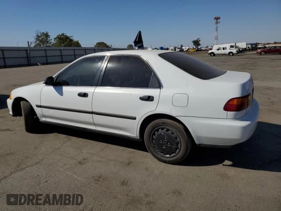 ✅ 1995 Honda Civic LX • VIN: JHMEG8656SS016258 • Lot: 72629664. Listed on Copart with 64,865 mi. Free auction sales archive from the USA and detailed vehicle history report at DreamBid. Image 2.