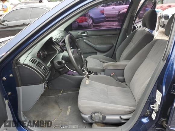 ✅ 2004 Honda Civic LX • VIN: 2HGES155X4H507968 • Лот: 62261555. Опубликован ранее на Copart с пробегом 133 156 миль. Бесплатный доступ к архиву аукционных продаж из США и подробный отчёт об истории автомобиля на DreamBid. Изображение 7.