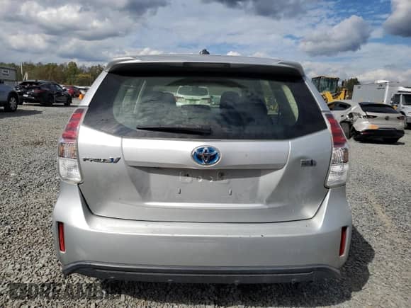 2015 Toyota Prius Three с VIN JTDZN3EU2FJ028567, выставлен на аукционе Copart как лот 85548755 с пробегом 165 813 миль миль и Списание • Salvage title. История ставок и продаж доступна на DreamBid. Изображение 6.