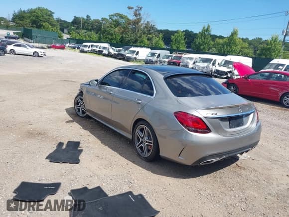 ✅ 2021 Mercedes-Benz C 300 • VIN: W1KWF8EB8MR648727 • Lot: 42794450. Wystawiony na IAAI z przebiegiem 48 928 mil. Bezpłatny archiwum sprzedaży aukcyjnych z USA i szczegółowy raport historii pojazdu na DreamBid. Zdjęcie 3.