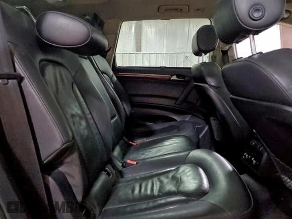 ✅ 2008 Audi Q7 Premium • VIN: WA1BV74L48D063527 • Lot: 95491965. Wystawiony na Copart z przebiegiem 164 260 mil. Bezpłatny archiwum sprzedaży aukcyjnych z USA i szczegółowy raport historii pojazdu na DreamBid. Zdjęcie 11.