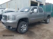 ✅ 2012 GMC Sierra 2500HD Denali • VIN: 1GT125E82CF160151 • Lot: 42663640. Listed on IAAI with 208,032 mi. Free auction sales archive from the USA and detailed vehicle history report at DreamBid. Image 2.