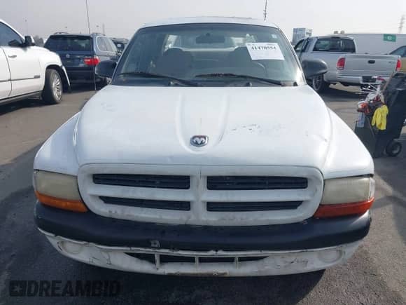 ✅ 2000 Dodge Dakota Sport • VIN: 1B7GL2AN8YS654014 • Лот: 41470554. Размещён на IAAI с пробегом 181 931 миль миль. Получите бесплатный доступ к архиву аукционных продаж из США и посмотрите подробный отчёт об истории автомобиля на DreamBid. Изображение 6.