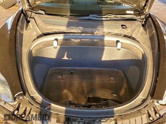 ✅ 2019 Tesla Model 3 Mid Range • VIN: 5YJ3E1EA8KF421071 • Lot: 94134065. Listed on Copart with 129,982 mi. Free auction sales archive from the USA and detailed vehicle history report at DreamBid. Image 11.