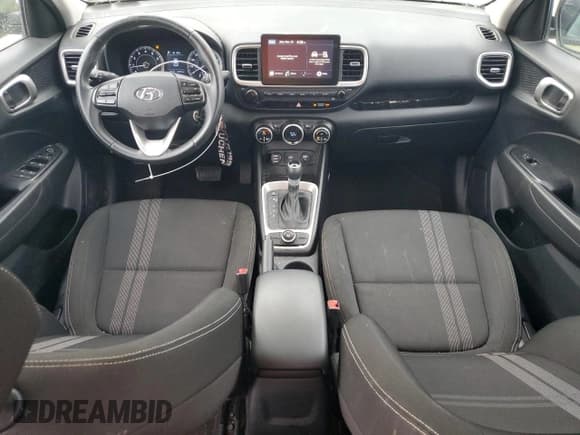 ✅ 2021 Hyundai Venue SEL • VIN: KMHRC8A39MU104096 • Lot: 86279454. Listed on Copart with 62,131 mi. Free auction sales archive from the USA and detailed vehicle history report at DreamBid. Image 8.