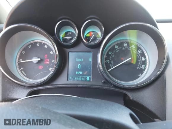 ✅ 2013 Buick Verano • VIN: 1G4PP5SK2D4150708 • Lot: 43455659. Wystawiony na IAAI z przebiegiem 131 929 mil. Bezpłatny archiwum sprzedaży aukcyjnych z USA i szczegółowy raport historii pojazdu na DreamBid. Zdjęcie 7.