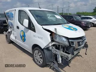 ✅ 2019 Nissan NV200 SV • VIN: 3N6CM0KN1KK691705 • Lot: 42151465. Wystawiony na IAAI z przebiegiem 77 766 mil. Bezpłatny archiwum sprzedaży aukcyjnych z USA i szczegółowy raport historii pojazdu na DreamBid. Zdjęcie 1.