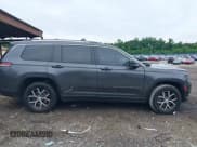 ✅ 2023 Jeep Grand Cherokee Limited • VIN: 1C4RJKBG4P8885521 • Lot: 42712843. Listed on IAAI with 52,432 mi. Free auction sales archive from the USA and detailed vehicle history report at DreamBid. Image 13.