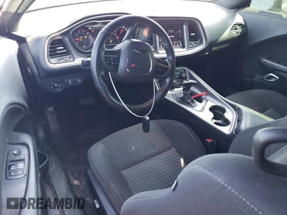 ✅ 2019 Dodge Challenger GT • VIN: 2C3CDZJG3KH508712 • Lot: 62194074. Wystawiony na Copart z przebiegiem 81 458 mil. Bezpłatny archiwum sprzedaży aukcyjnych z USA i szczegółowy raport historii pojazdu na DreamBid. Zdjęcie 8.