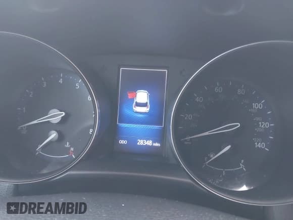 ✅ 2018 Toyota C-HR XLE • VIN: NMTKHMBX3JR019156 • Lot: 43415158. Listed on IAAI with 28,348 mi. Free auction sales archive from the USA and detailed vehicle history report at DreamBid. Image 7.