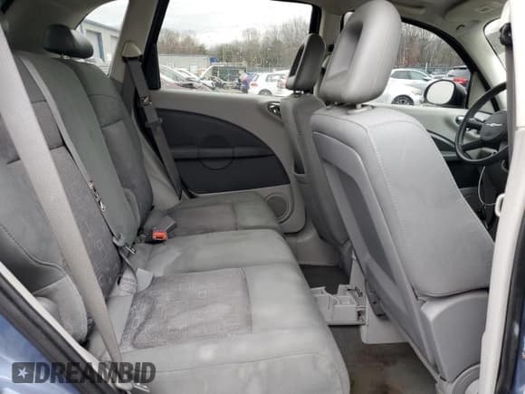 ✅ 2007 Chrysler PT Cruiser Touring • VIN: 3A4FY58B87T628255 • Lot: 92609705. Listed on Copart with 176,577 mi. Free auction sales archive from the USA and detailed vehicle history report at DreamBid. Image 10.